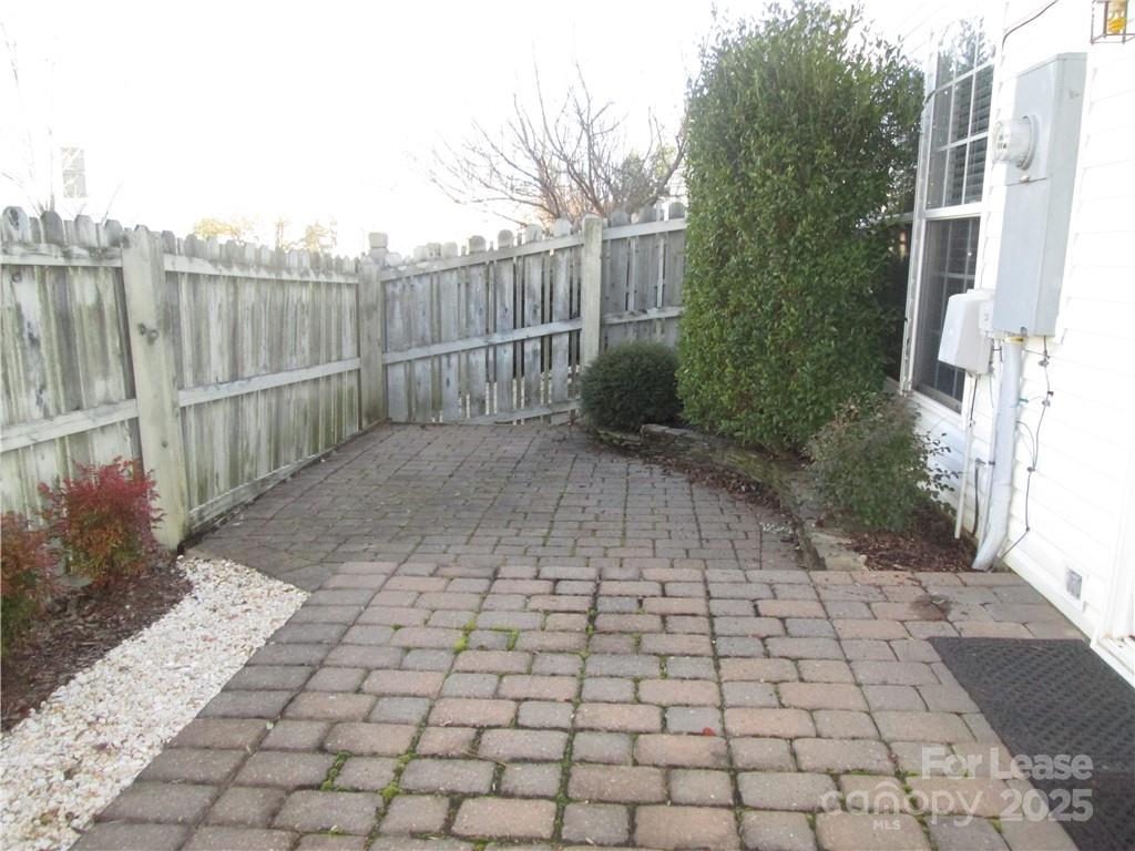 Reavencrest - Residential Lease