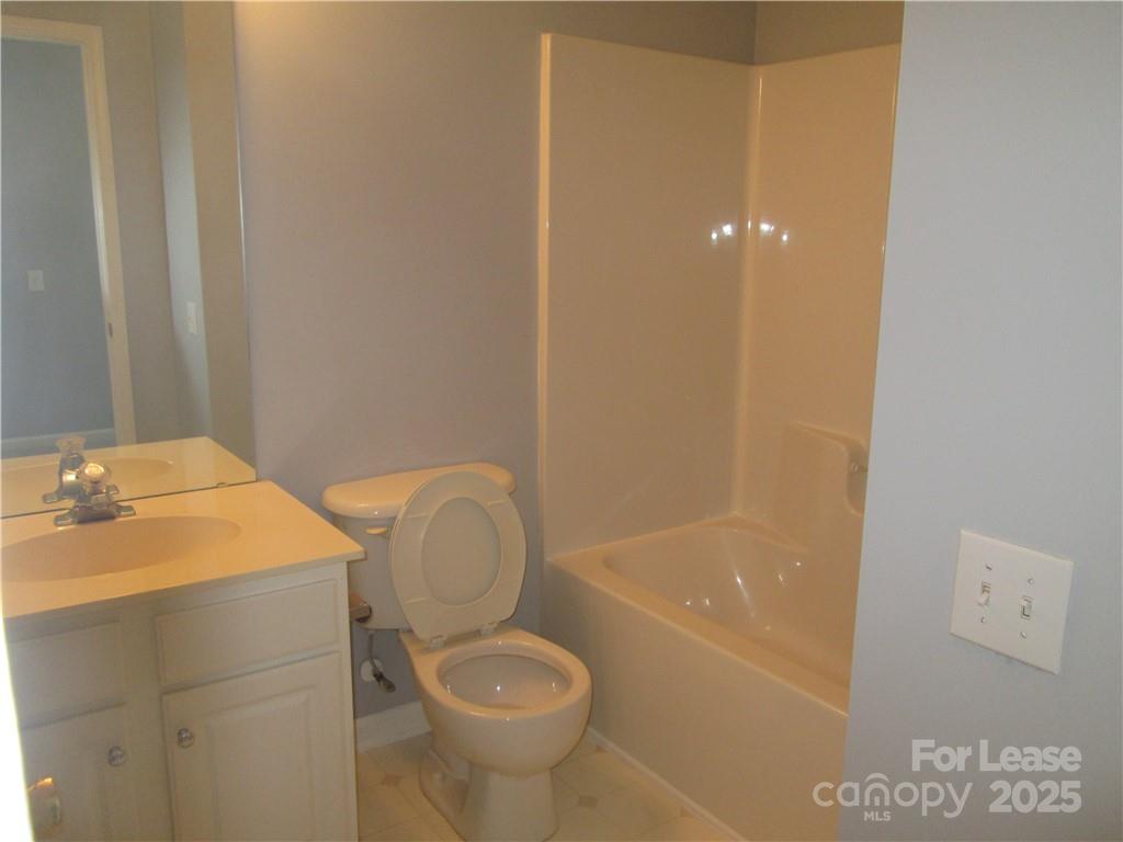 Reavencrest - Residential Lease