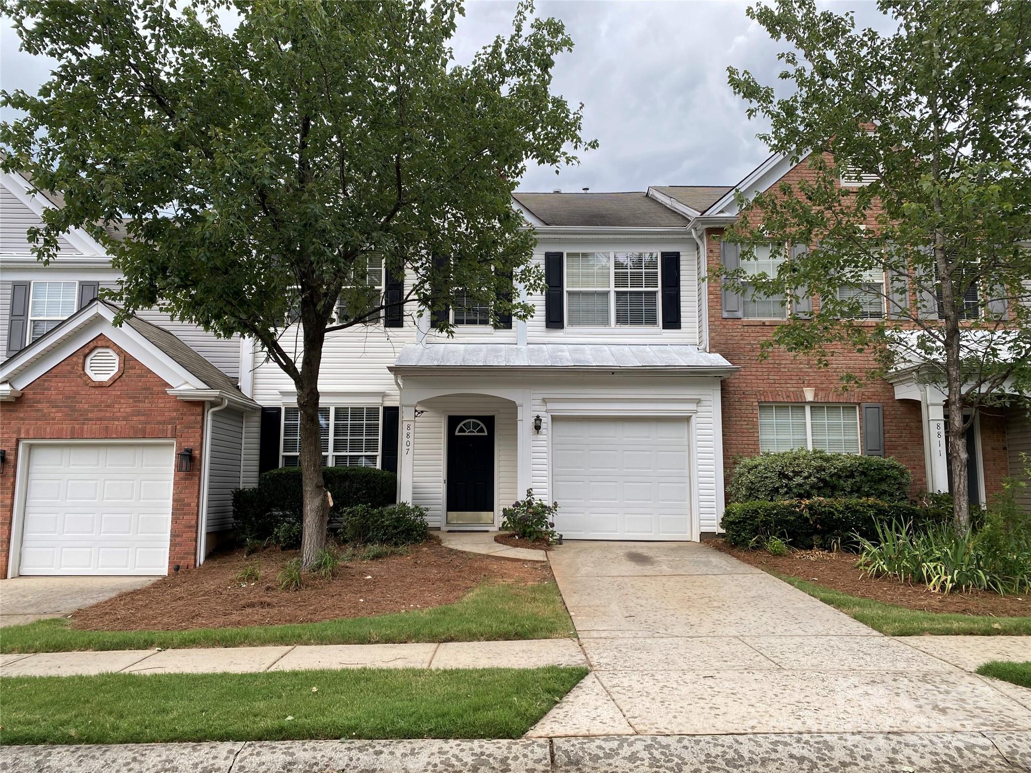 Reavencrest - Residential Lease