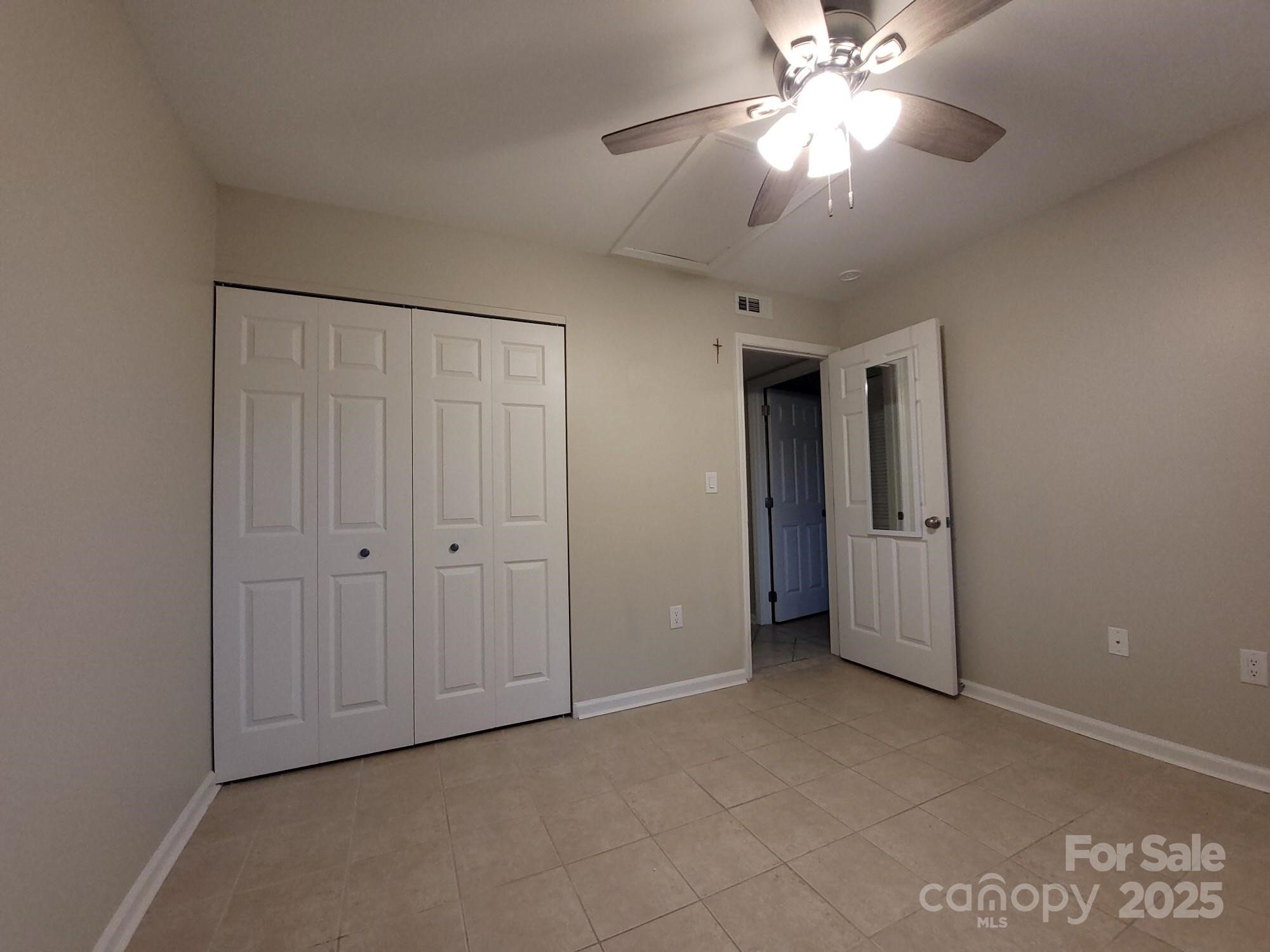 Hunters Chase - Residential