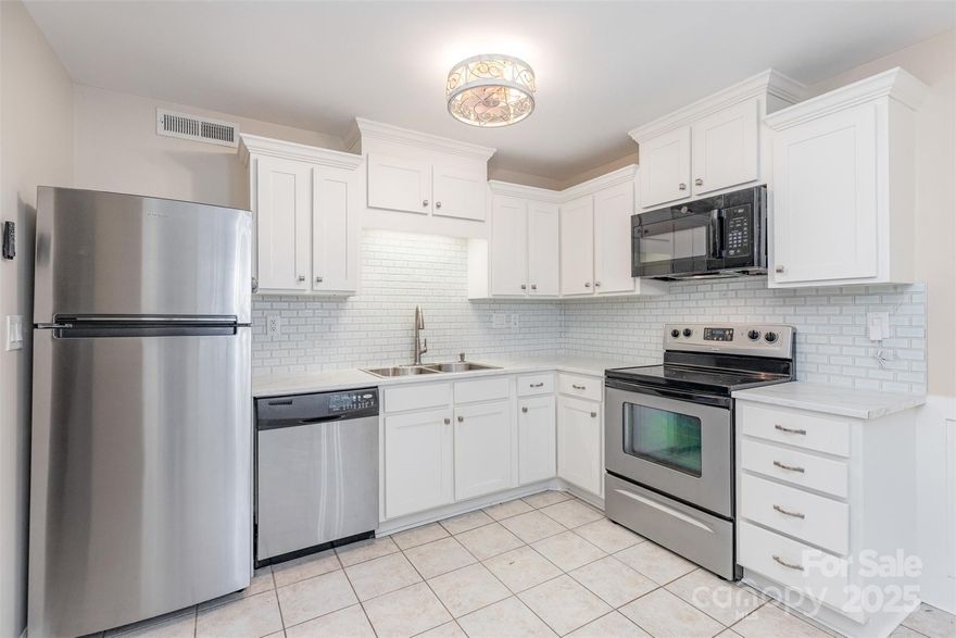 Charming updated 2BR/1BA condo with screened porch & ideal Rock Hill secluded neighborhood with convenient access to I-77 and downtown Rock Hill! Welcome home to this adorable condo offering the perfect blend of comfort, style, and convenience! Step inside to find a bright and open floor plan featuring an updated kitchen with modern finishes, sleek countertops, and plenty of cabinet space. Both bedrooms include upgraded closets, providing great storage and organization.

Enjoy your morning coffee or unwind in the evenings on the newly screened-in porch, complete with extra storage—your own private outdoor retreat!

This low-maintenance home comes with a low HOA, making it an excellent choice for first-time buyers or downsizers. Plus, the location can’t be beat—just minutes from I-77, offering quick access to Charlotte, downtown Rock Hill, shopping, dining, and entertainment.

Full of charm, this condo is a true gem you don’t want to miss!