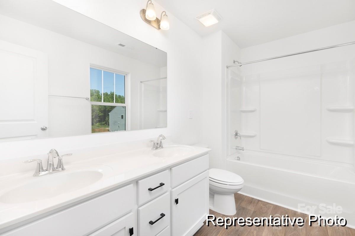 Eagles Crest - Residential