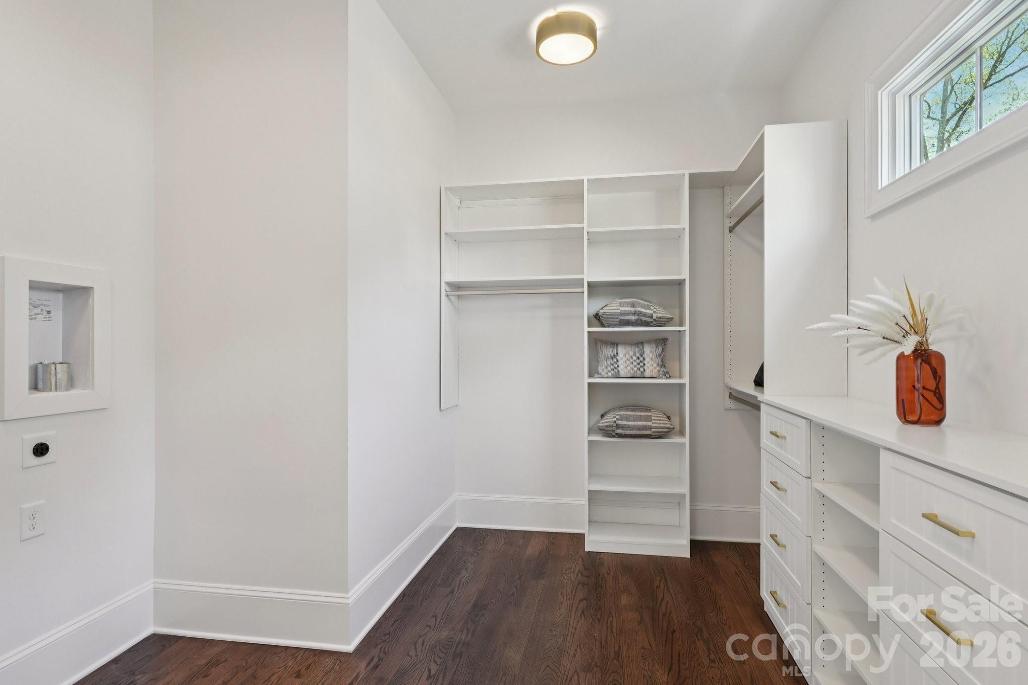 Sherwood Forest - Residential