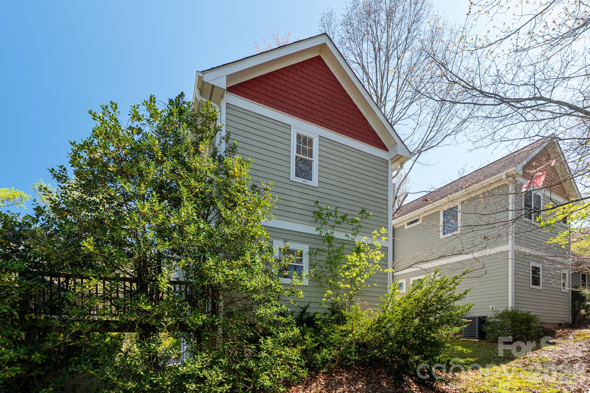 Cottage Park - Residential