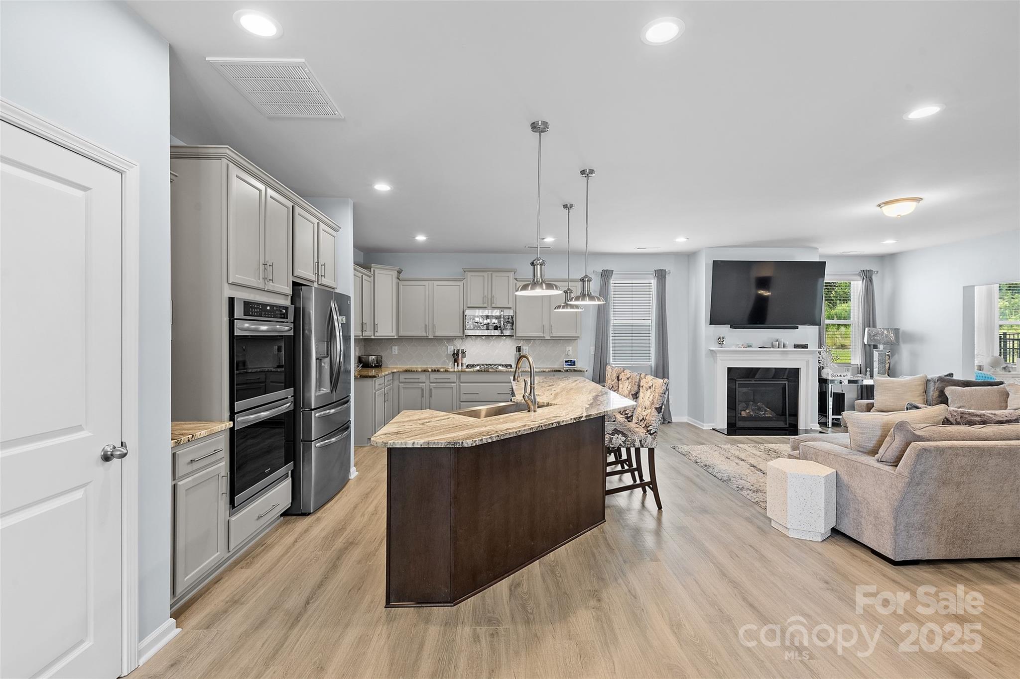 7628 Tanglewood Way
