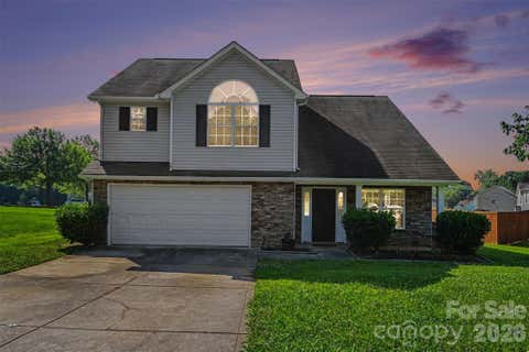 Photo of 3014 Blueberry Drive, Monroe, NC 28110 (MLS # 4386620)