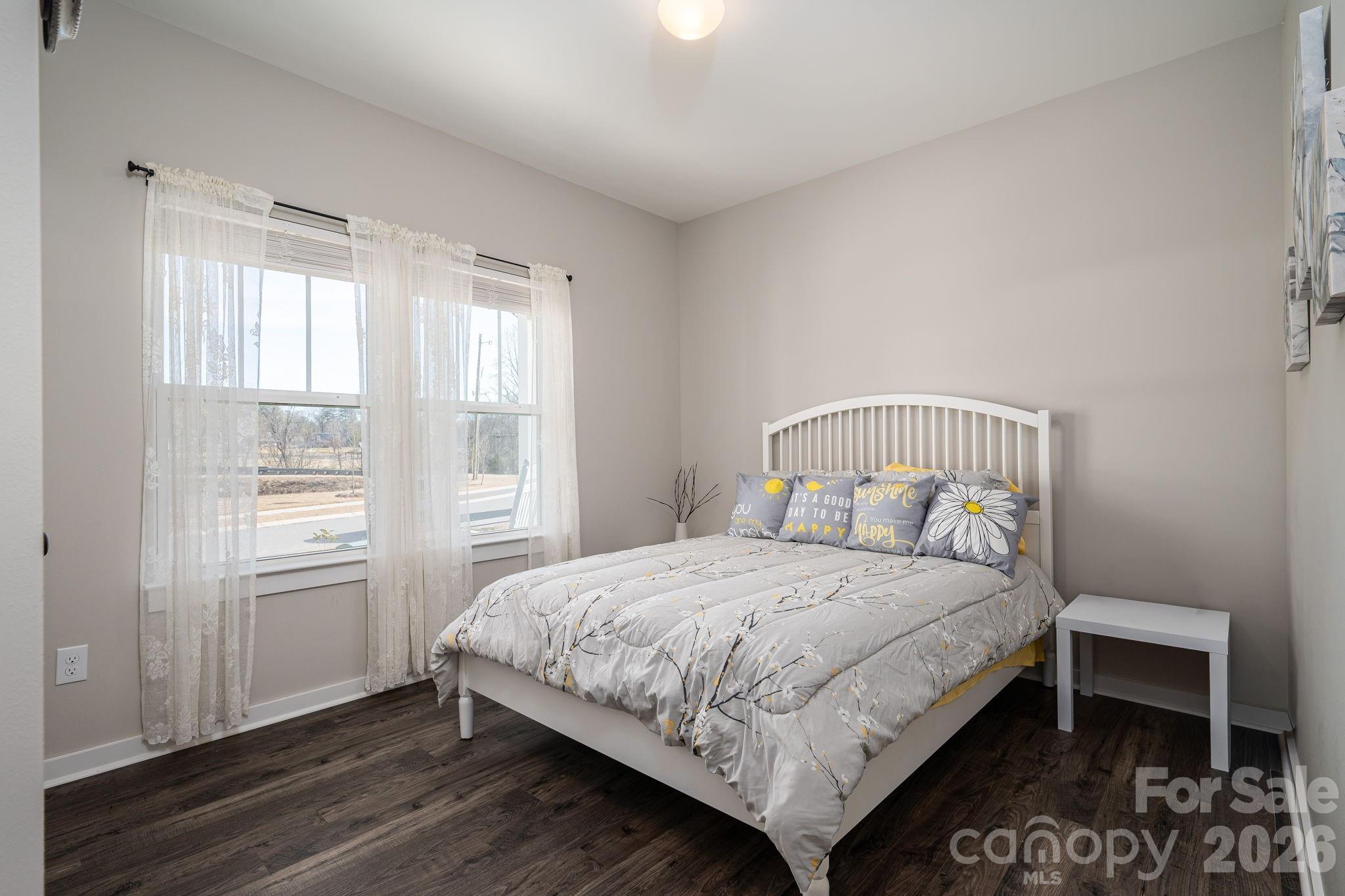 Mooreland Oaks - Residential