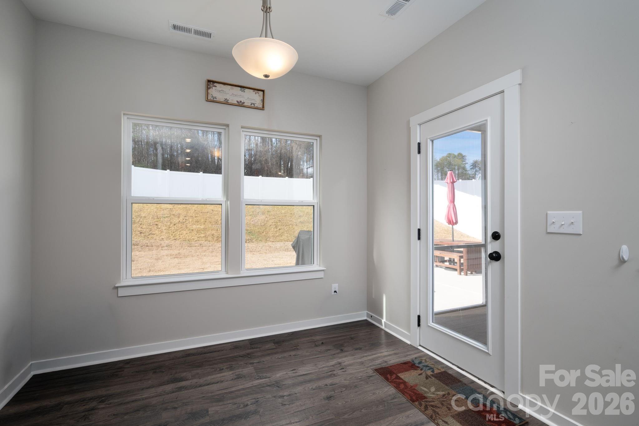 Mooreland Oaks - Residential