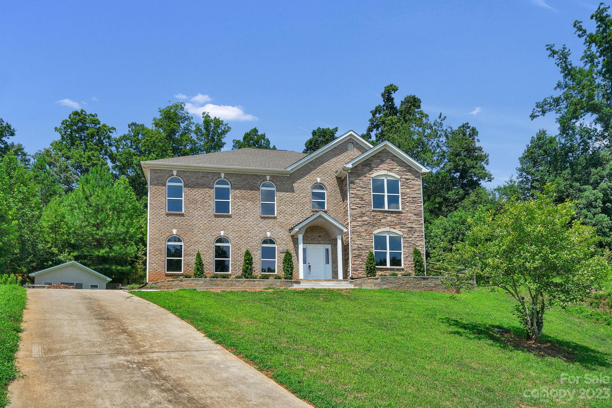 Regent Park - Residential