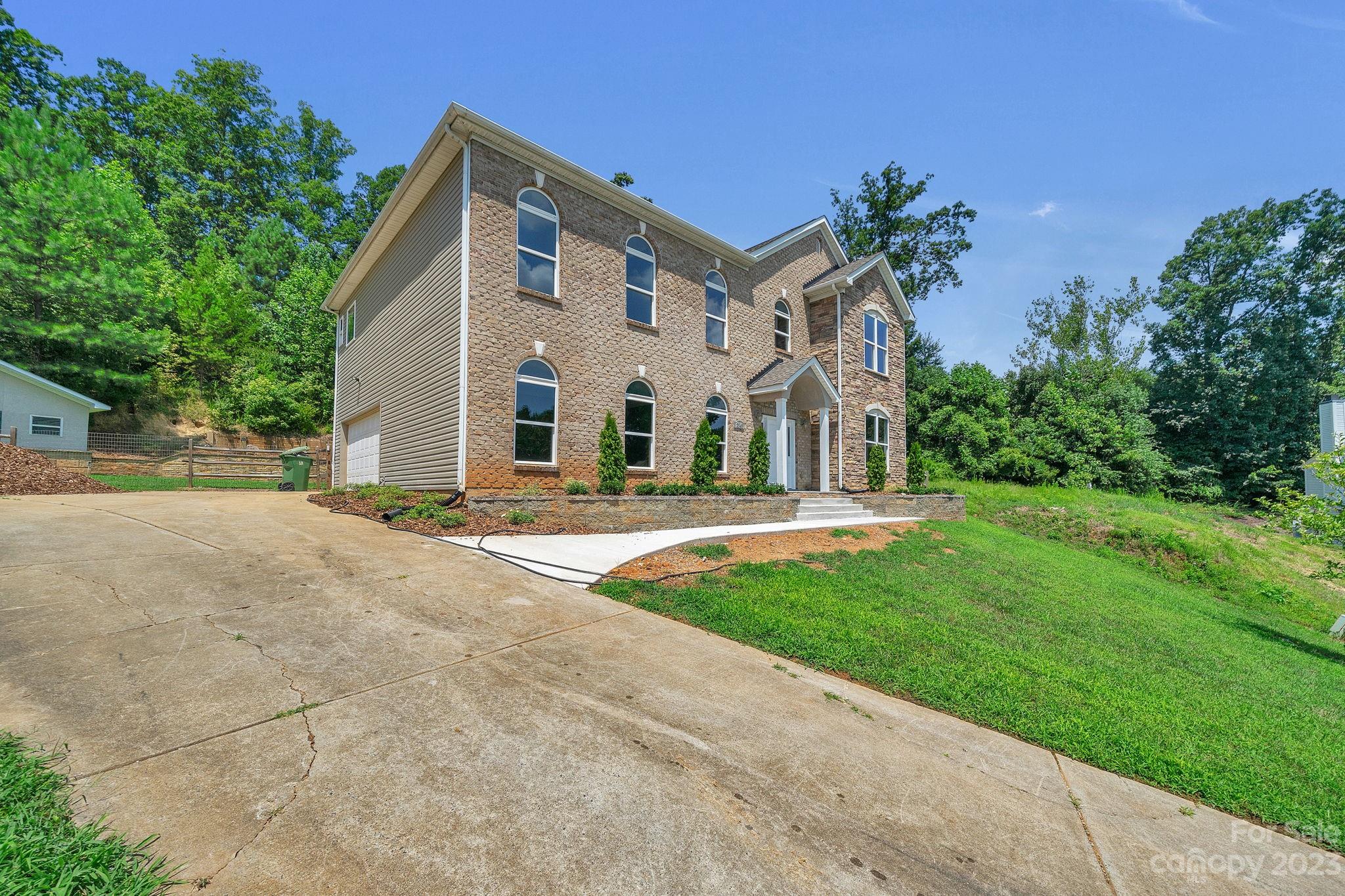 Regent Park - Residential