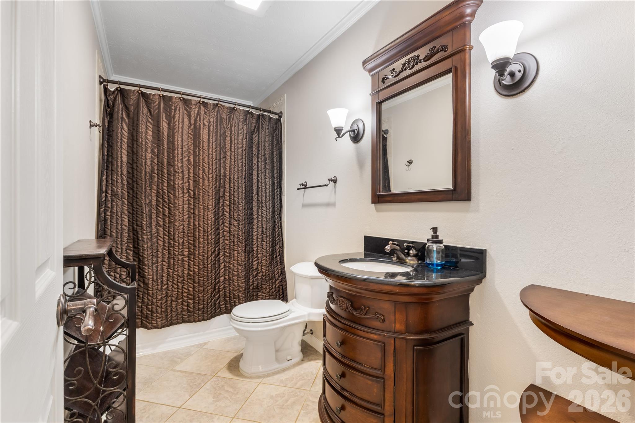 L & E Meadows - Residential