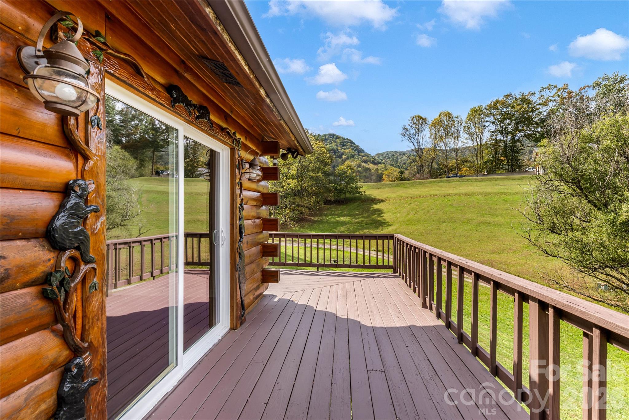 L & E Meadows - Residential