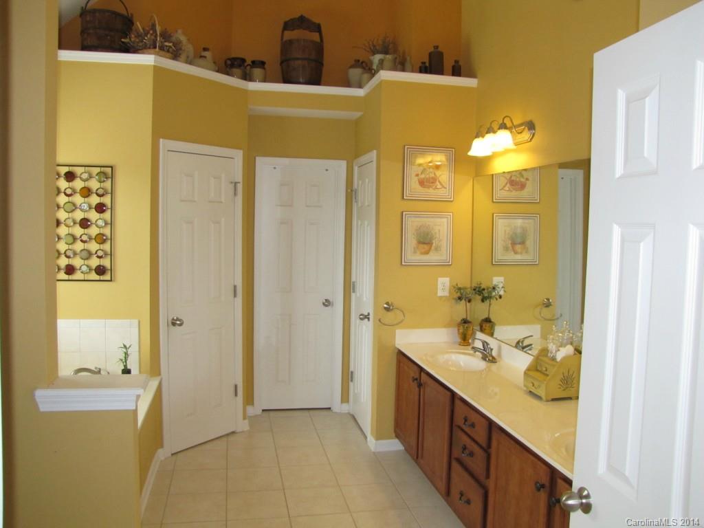 Barium Seasons Village - Residential