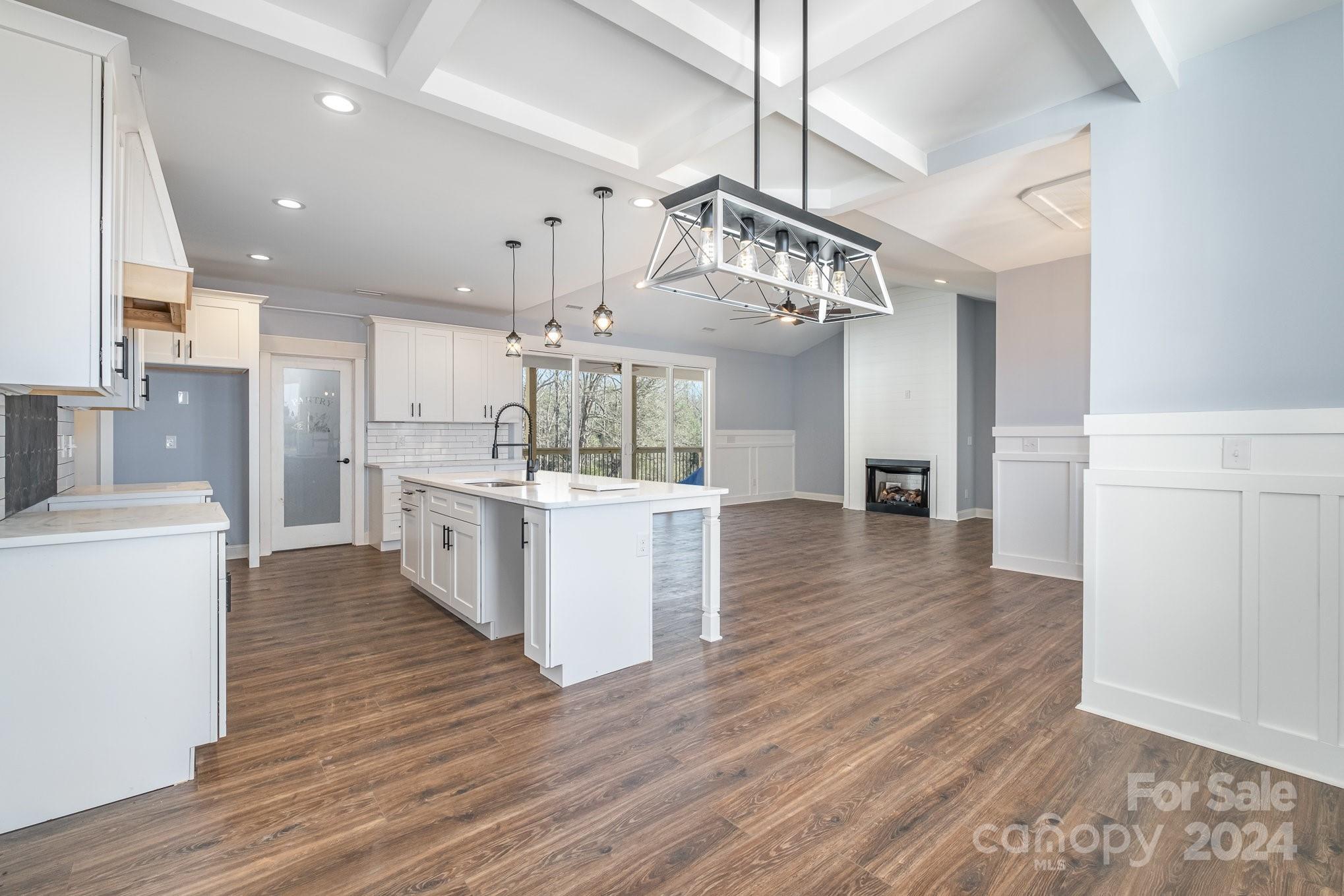 Sanders Landing - Residential