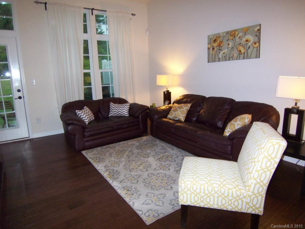 Lake Shore - Residential