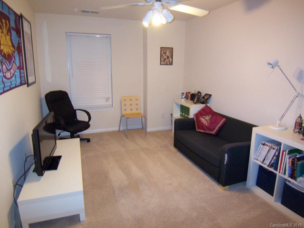 Lake Shore - Residential