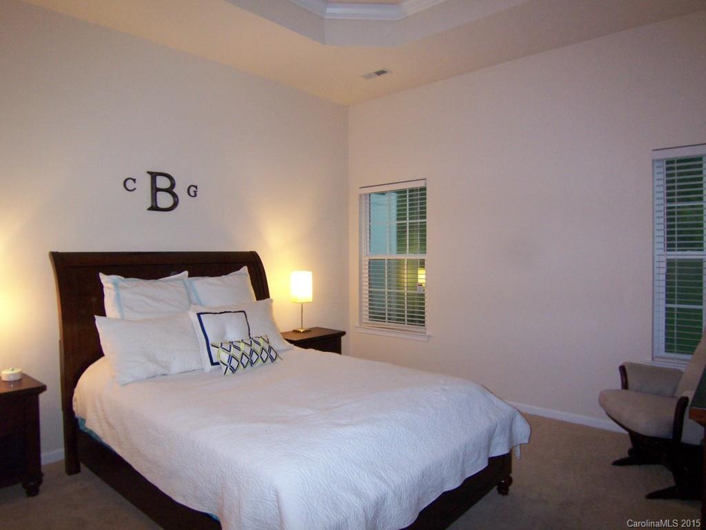 Lake Shore - Residential