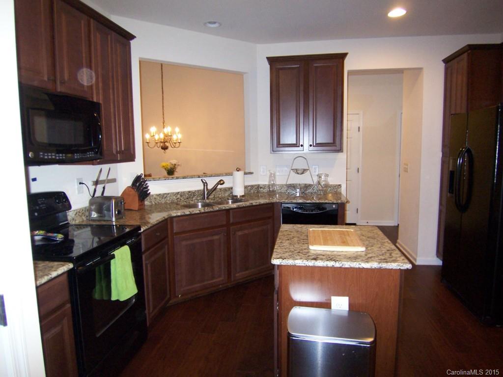 Lake Shore - Residential