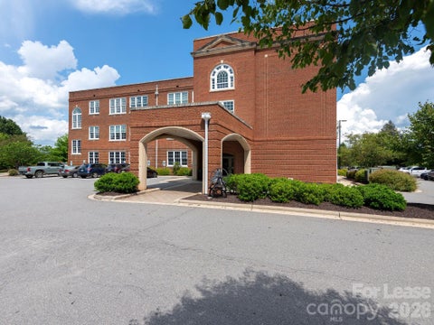 Photo of 4 Vanderbilt Park Drive, Asheville, NC 28803 (MLS # 4406960)