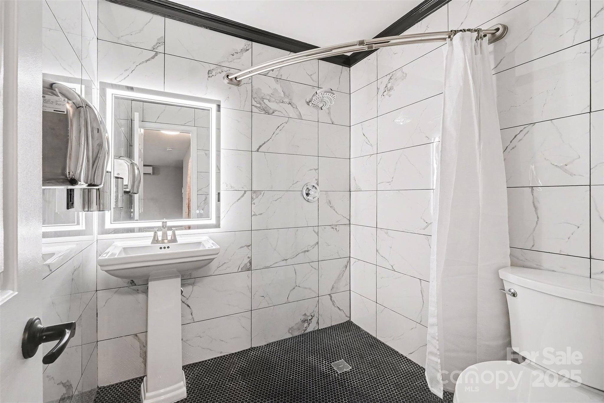 10th Avenue Townhomes - Residential