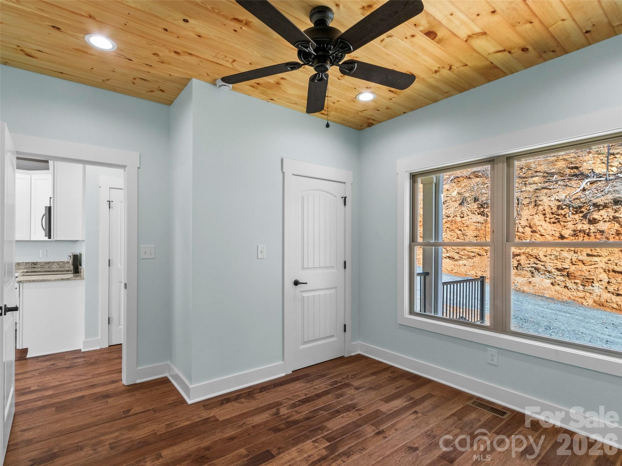 The Pinnacle - Residential