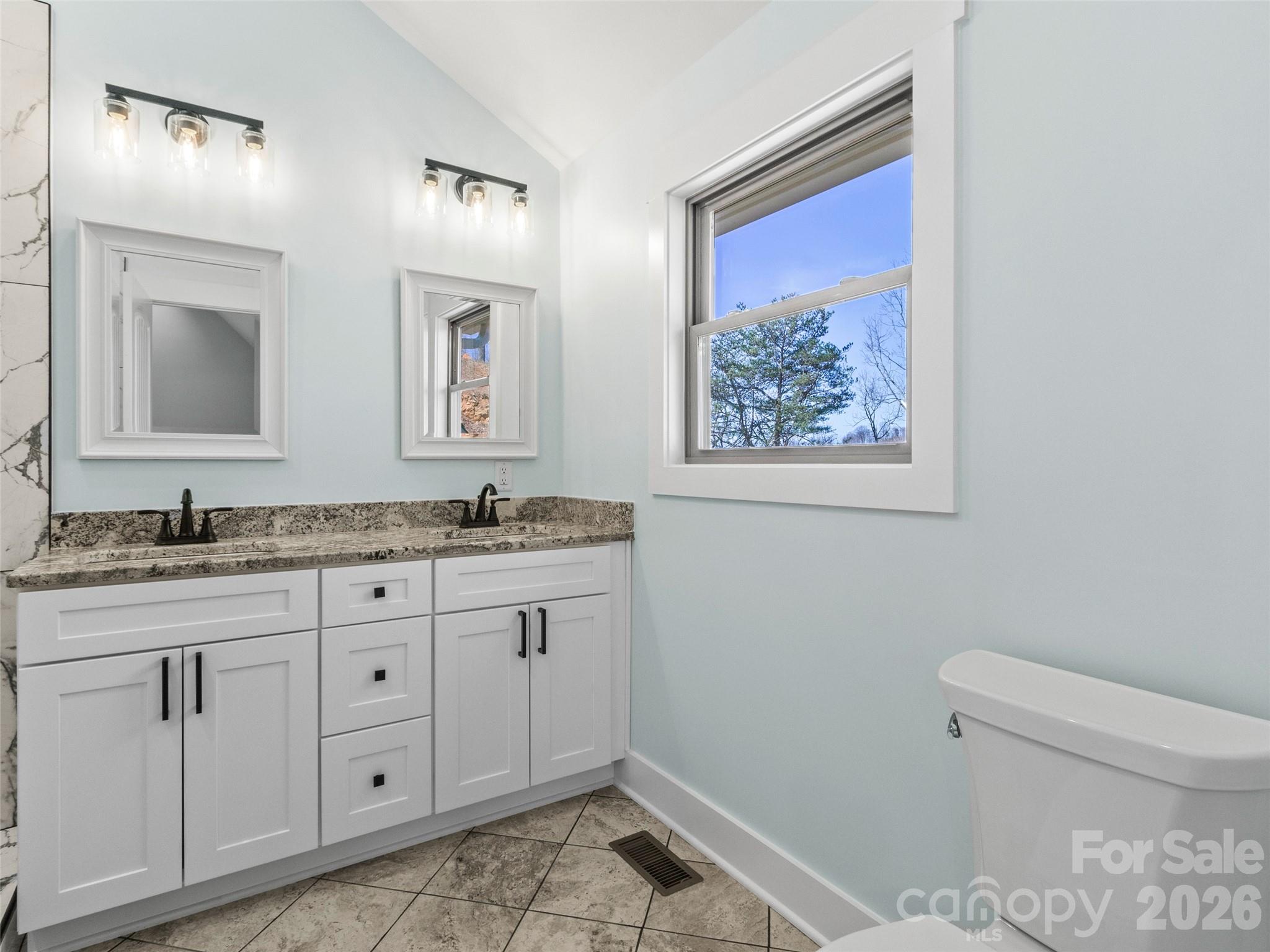 The Pinnacle - Residential