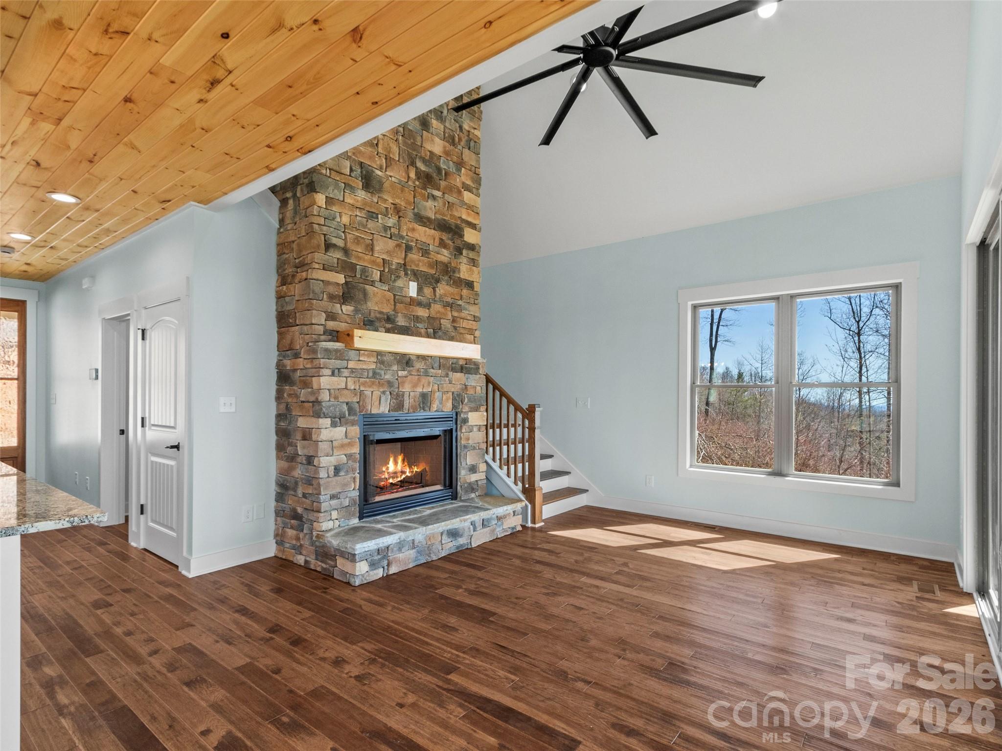 The Pinnacle - Residential