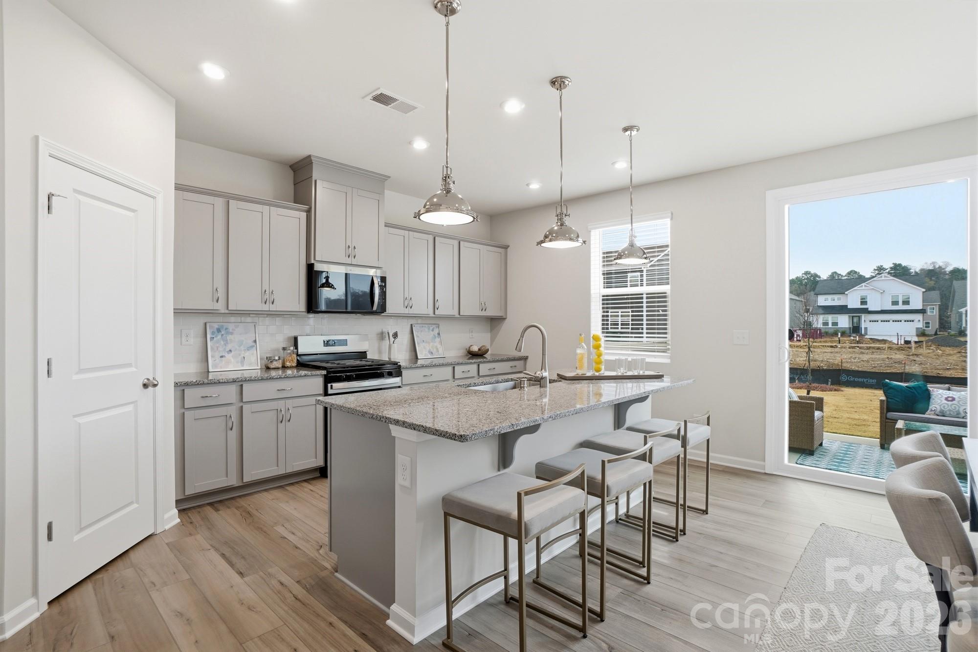 1421 Honey Trail Street