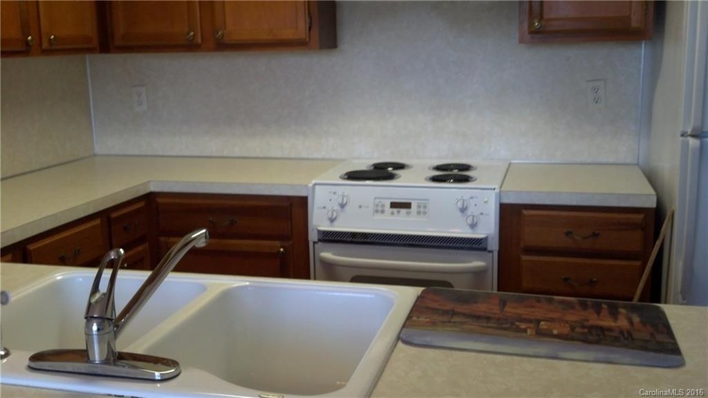 Dogwood Hills - Residential Lease