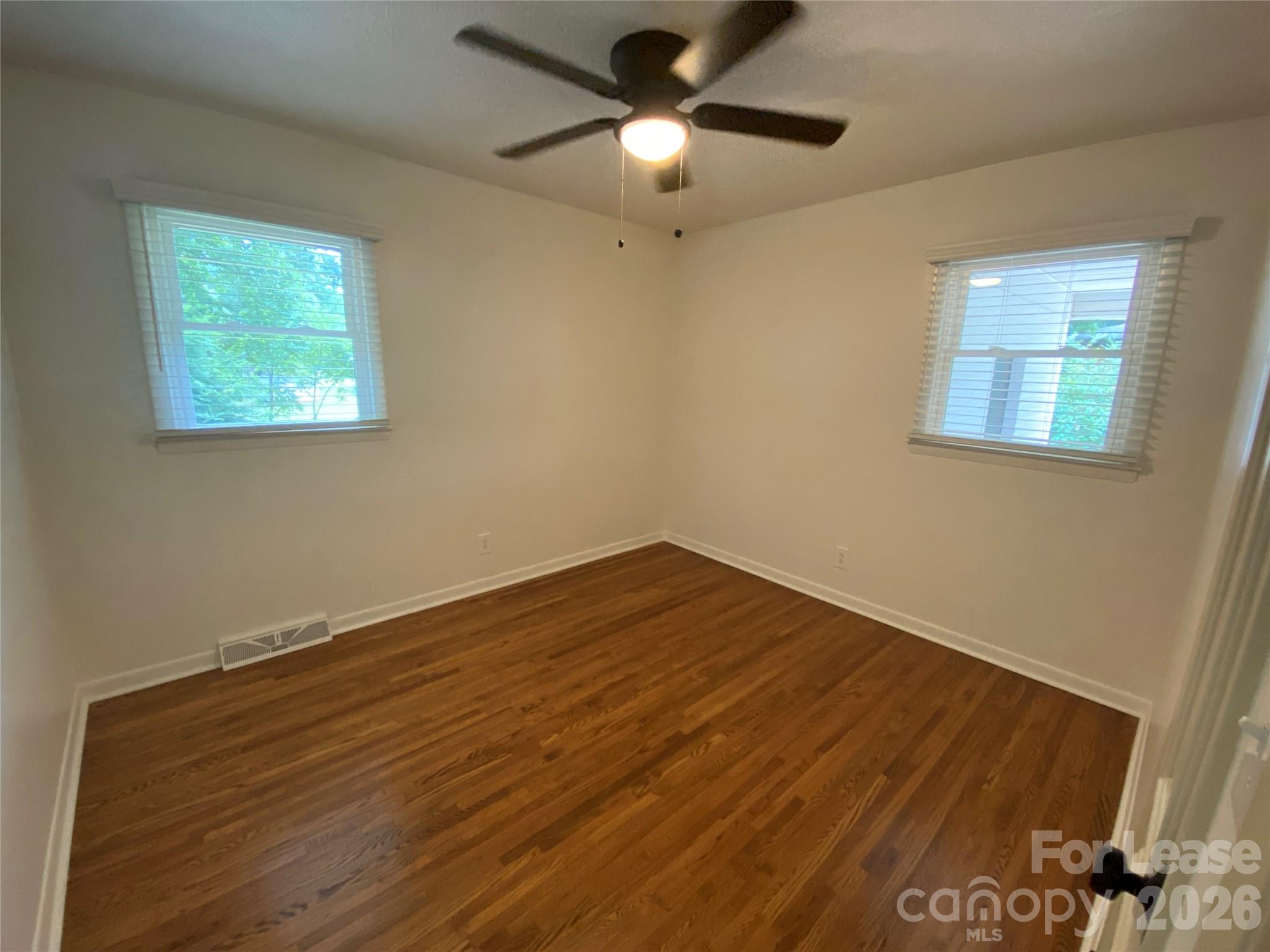 Ridgeview Park - Residential Lease