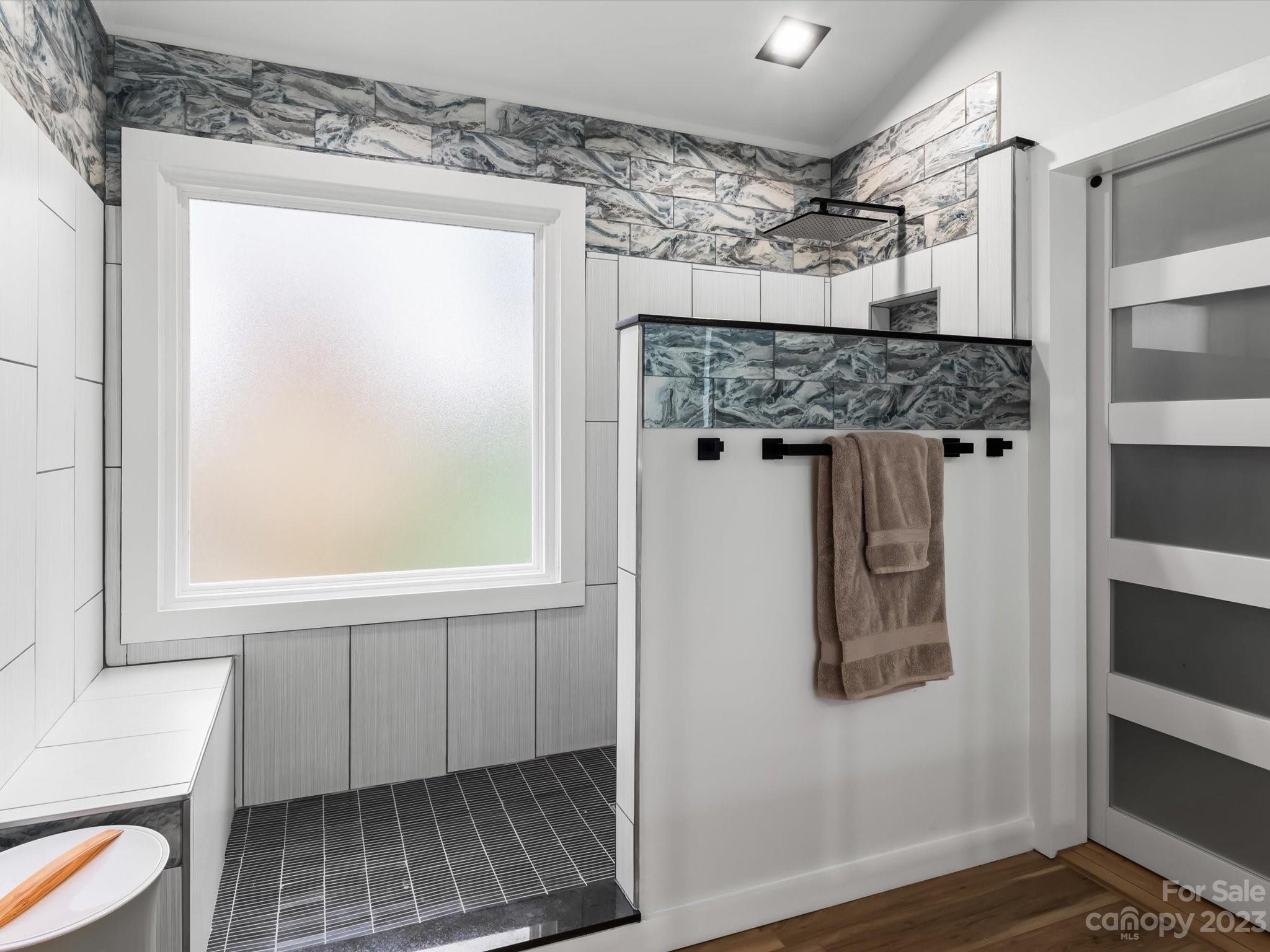 Blue Stone Harbor - Residential