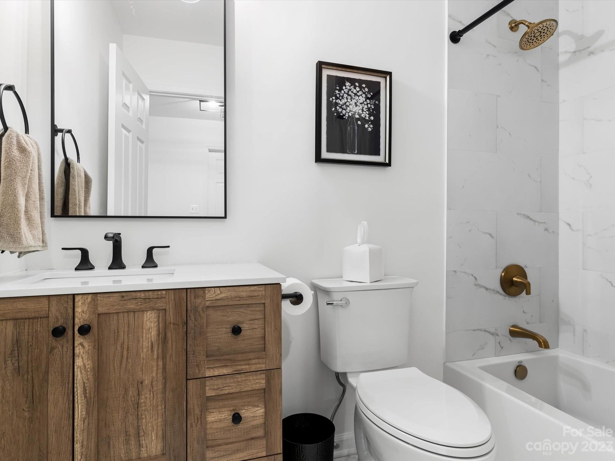 Blue Stone Harbor - Residential