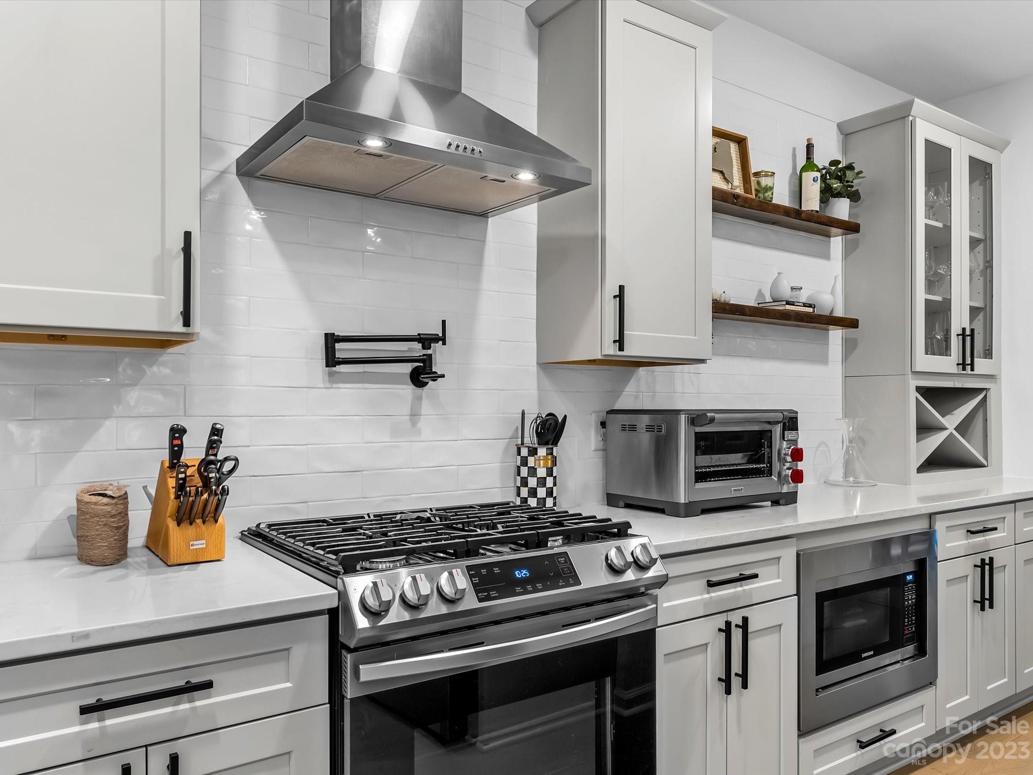 Blue Stone Harbor - Residential