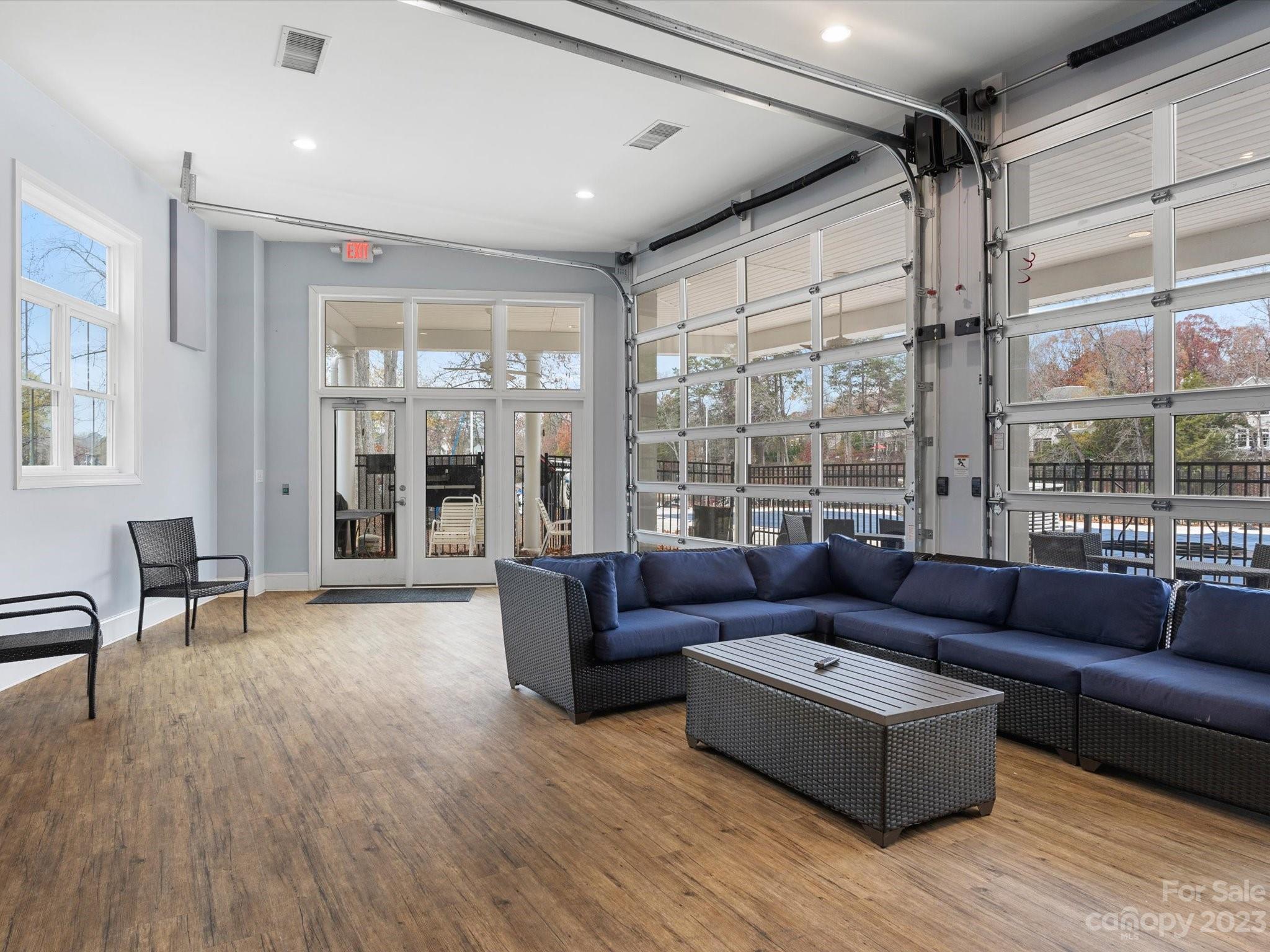 Blue Stone Harbor - Residential