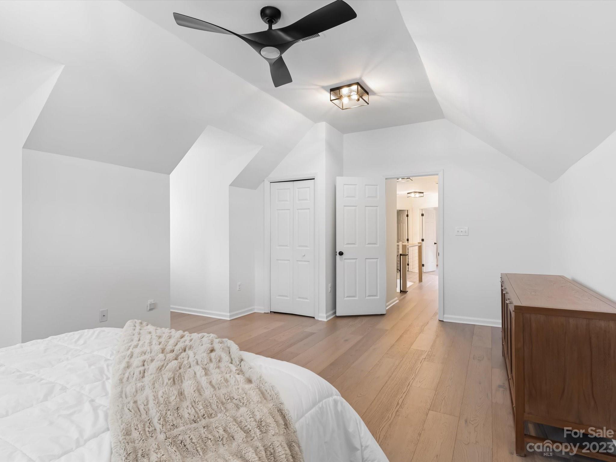 Blue Stone Harbor - Residential