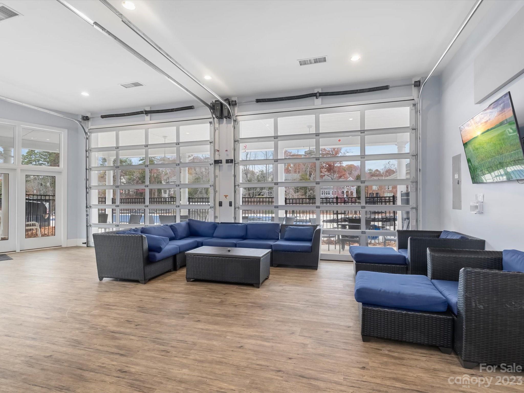 Blue Stone Harbor - Residential