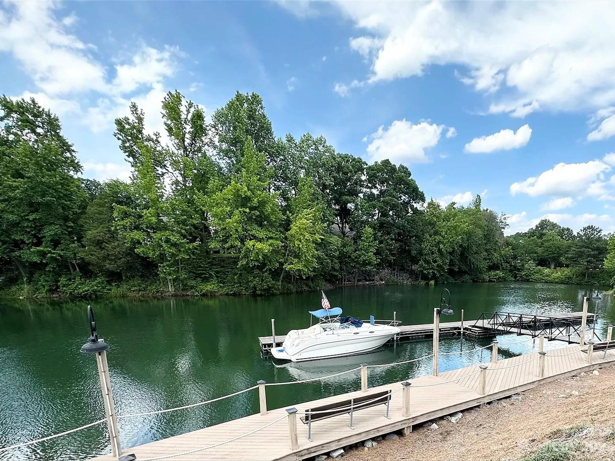 Blue Stone Harbor - Residential