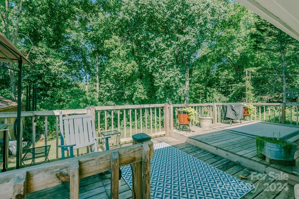 Pine Knolls - Residential