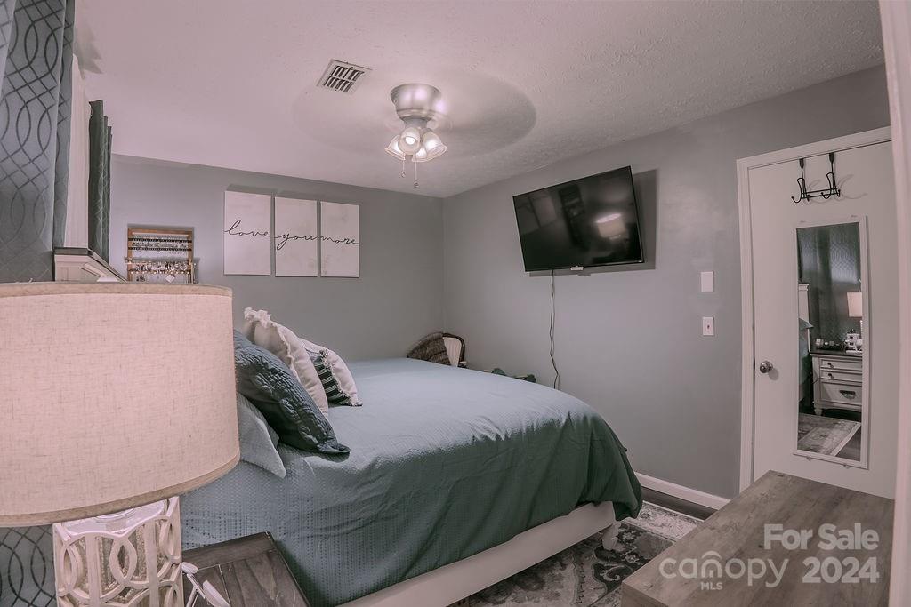 Pine Knolls - Residential