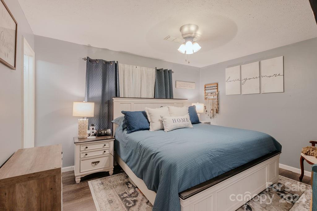 Pine Knolls - Residential