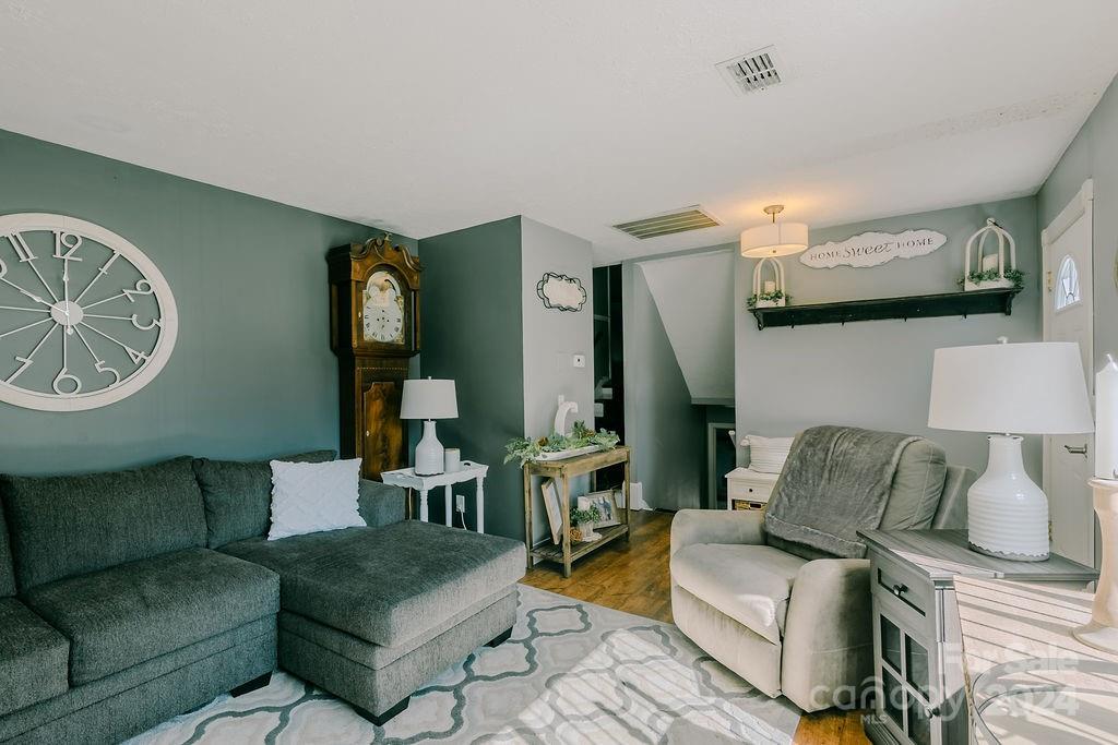 Pine Knolls - Residential