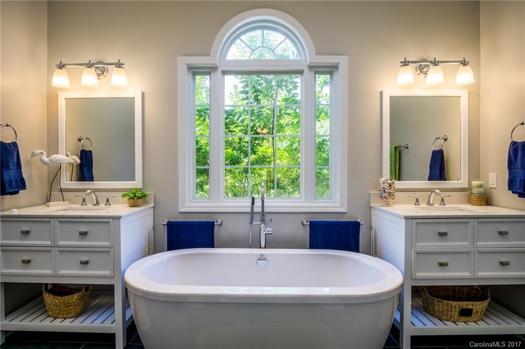 Tega Cay - Residential