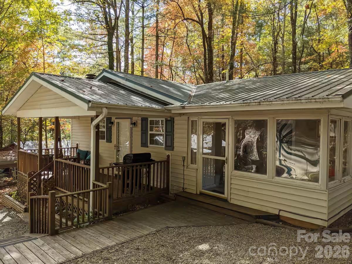 Line Runner Ridge - Residential