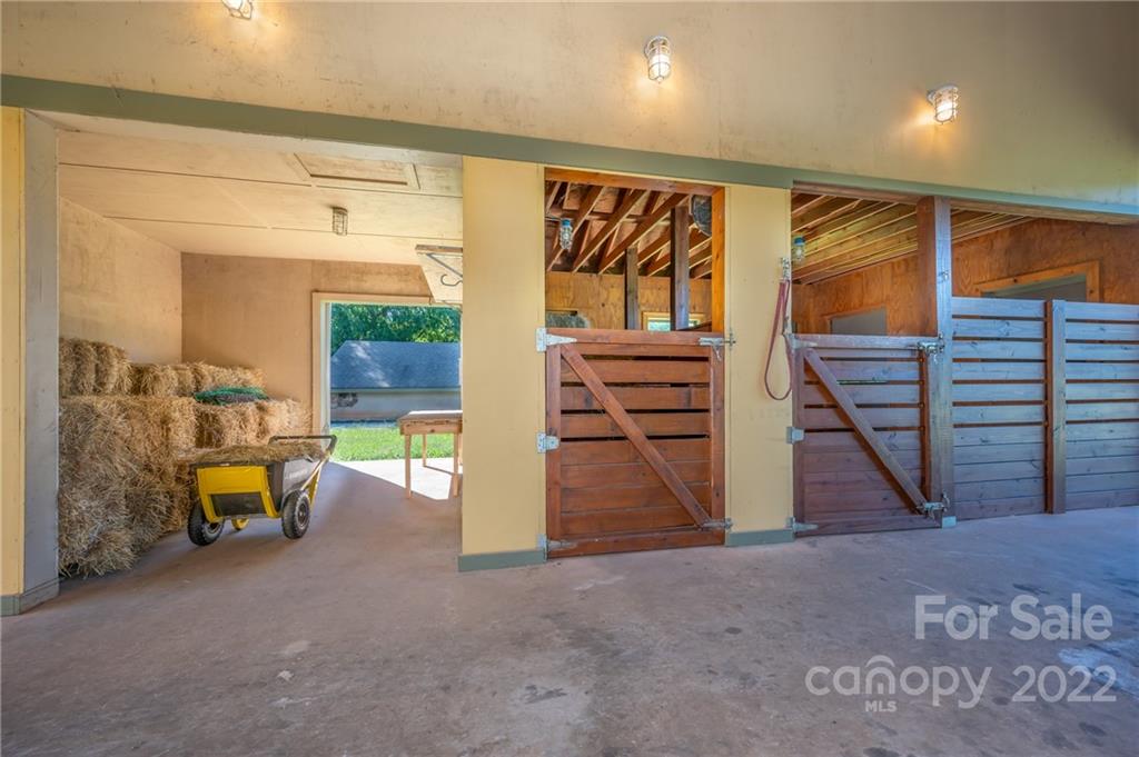 Caroland Farms - Residential