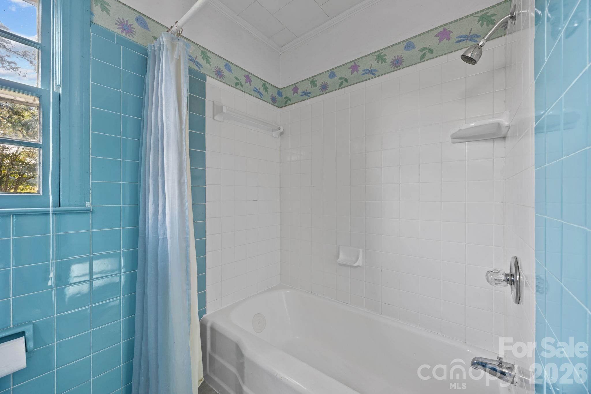 Pine Needles - Residential