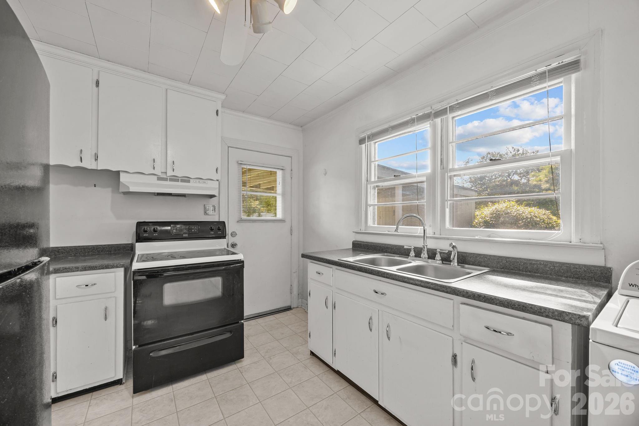 Pine Needles - Residential