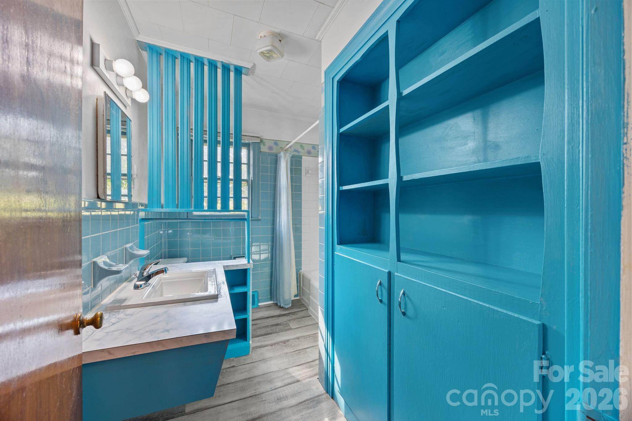 Pine Needles - Residential