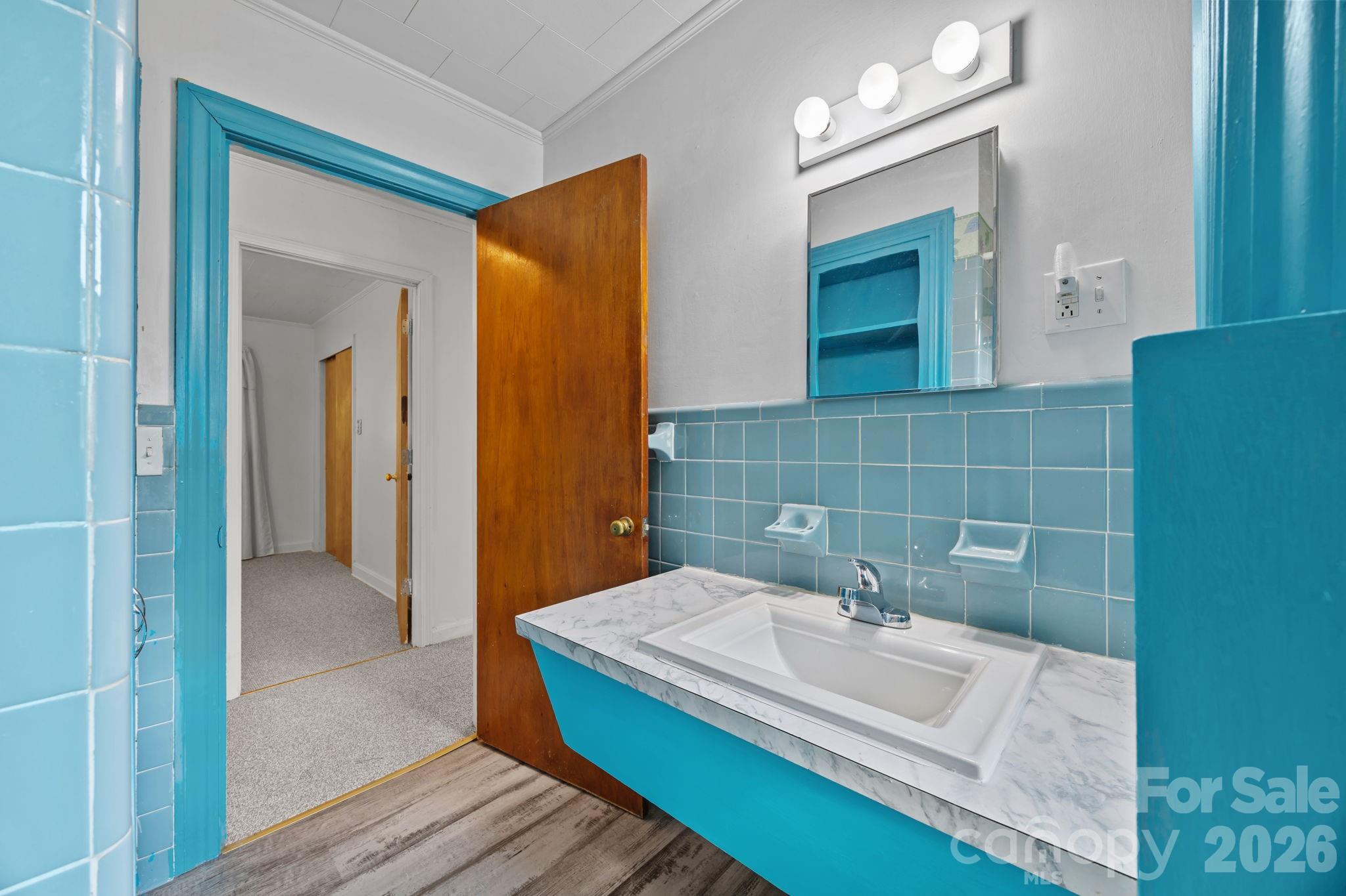 Pine Needles - Residential