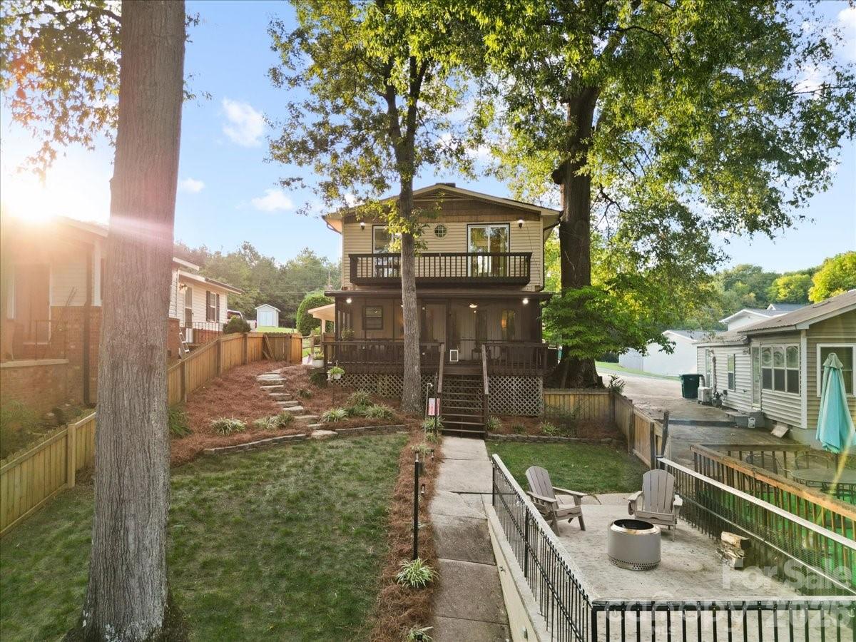 162 Vineyard Road