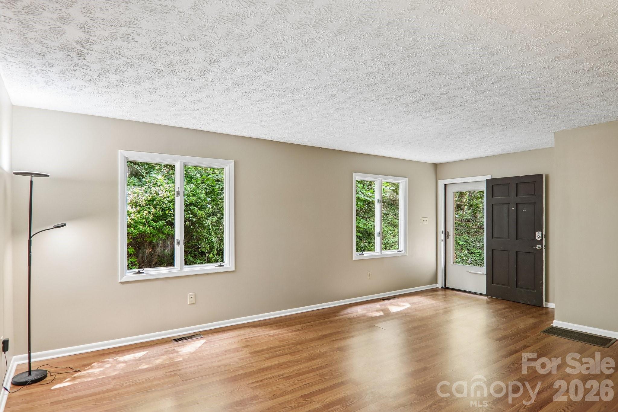 3 Frontier Court